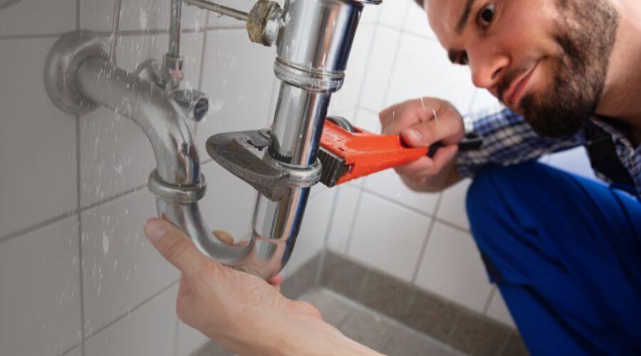 Professional emergency plumbing in Plevna, KS